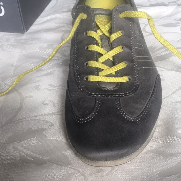 Ecco size 7 Gray Leather Casual Shoes - Picture 5 of 11
